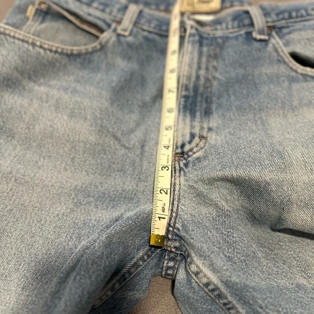LL Bean Relaxed Fit Baggy Medium Wash Blue Denim Jeans Mens 36x32 Cotton.